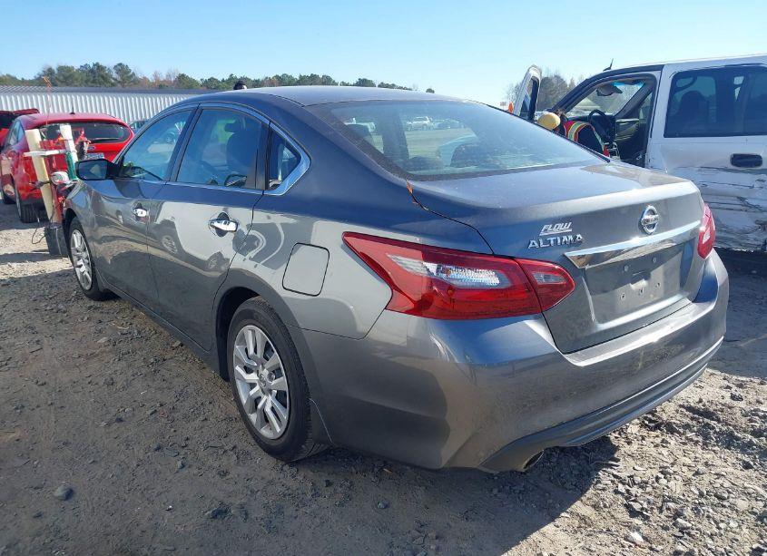Photo 3 of 2018 Nissan Altima 2.5 S (VIN 1N4AL3AP4JC217243)