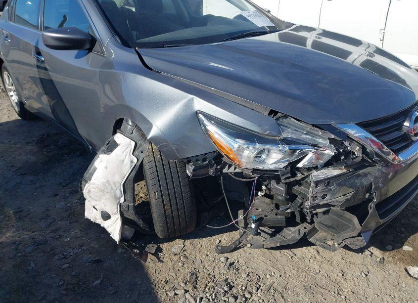 Photo 6 of 2018 Nissan Altima 2.5 S (VIN 1N4AL3AP4JC217243)