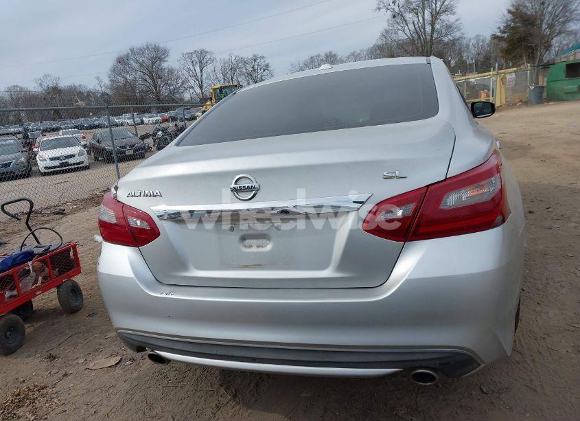 Photo 16 of 2018 Nissan Altima 2.5 SL (VIN 1N4AL3AP4JC227576)