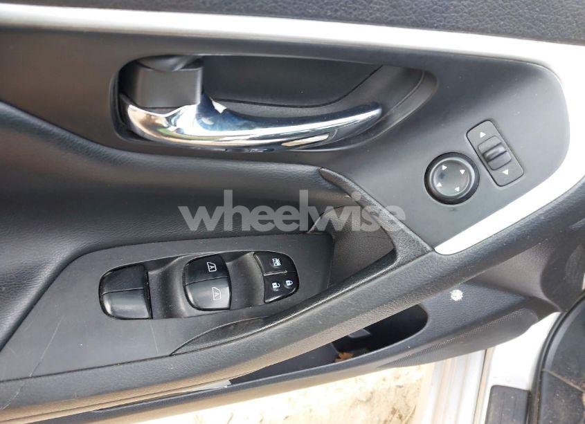 Photo 18 of 2018 Nissan Altima 2.5 SL (VIN 1N4AL3AP4JC227576)