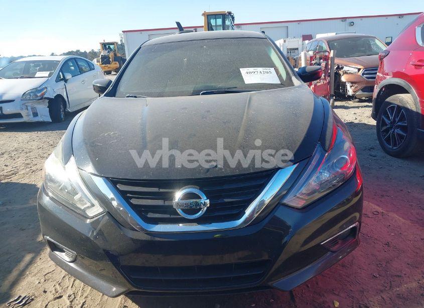 Photo 12 of 2018 Nissan Altima 2.5 SR (VIN 1N4AL3AP4JC234673)