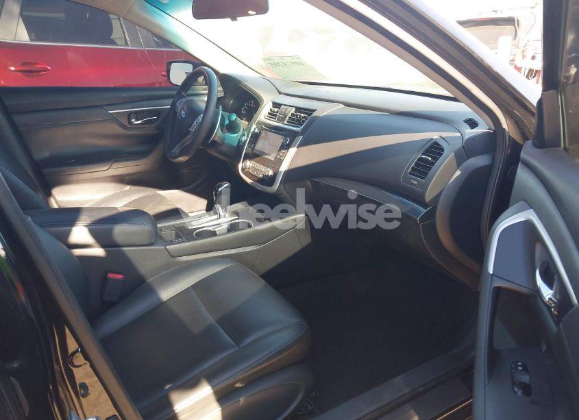 Photo 5 of 2018 Nissan Altima 2.5 SR (VIN 1N4AL3AP4JC234673)