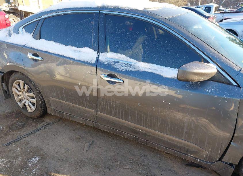 Photo 12 of 2018 Nissan Altima 2.5 S (VIN 1N4AL3AP4JC255183)