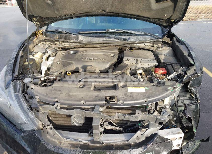 Photo 10 of 2018 Nissan Altima 2.5 SR (VIN 1N4AL3AP4JC262229)