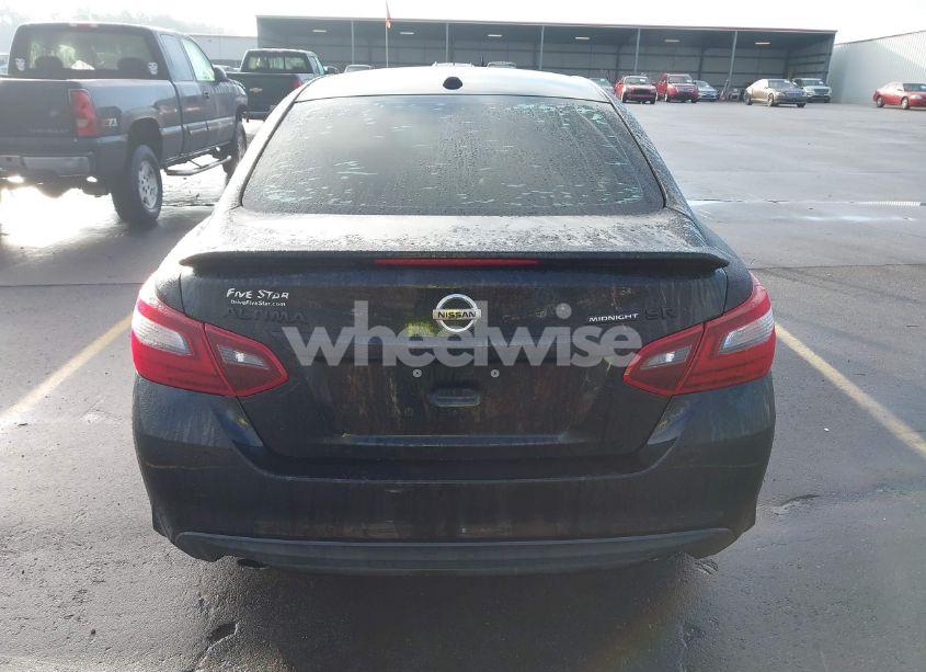 Photo 17 of 2018 Nissan Altima 2.5 SR (VIN 1N4AL3AP4JC262229)