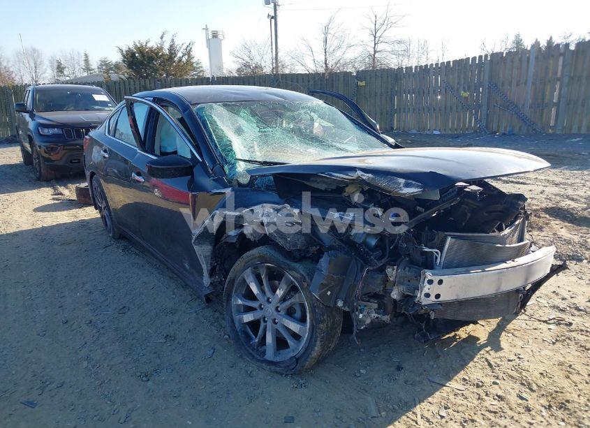 2018 Nissan Altima 2.5 SR (VIN 1N4AL3AP4JC264160) main photo