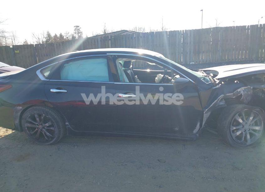 Photo 13 of 2018 Nissan Altima 2.5 SR (VIN 1N4AL3AP4JC264160)