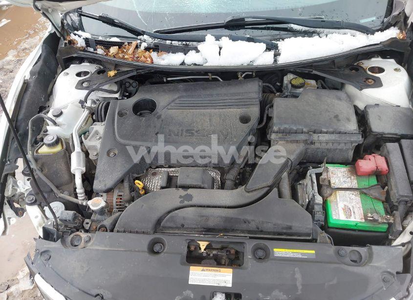 Photo 10 of 2018 Nissan Altima 2.5 SR (VIN 1N4AL3AP4JC268130)