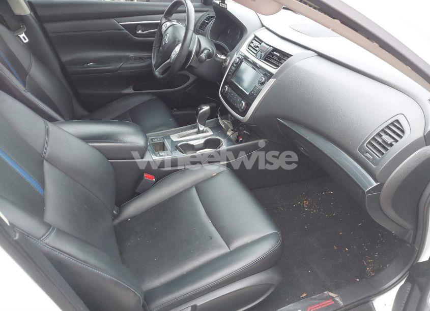 Photo 5 of 2018 Nissan Altima 2.5 SR (VIN 1N4AL3AP4JC268130)