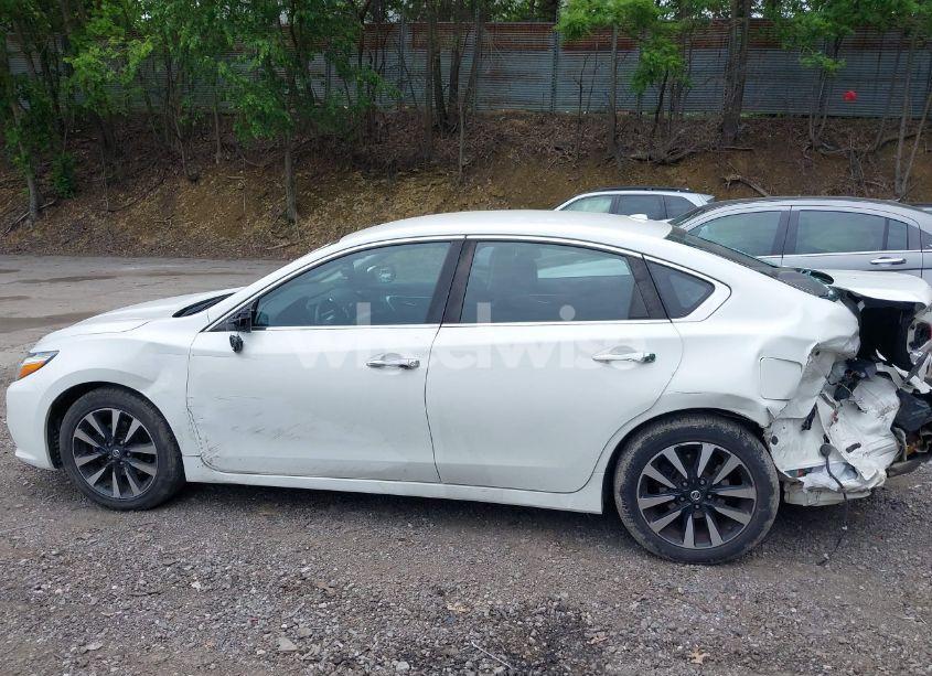 Photo 14 of 2018 Nissan Altima 2.5 SV (VIN 1N4AL3AP4JC269651)