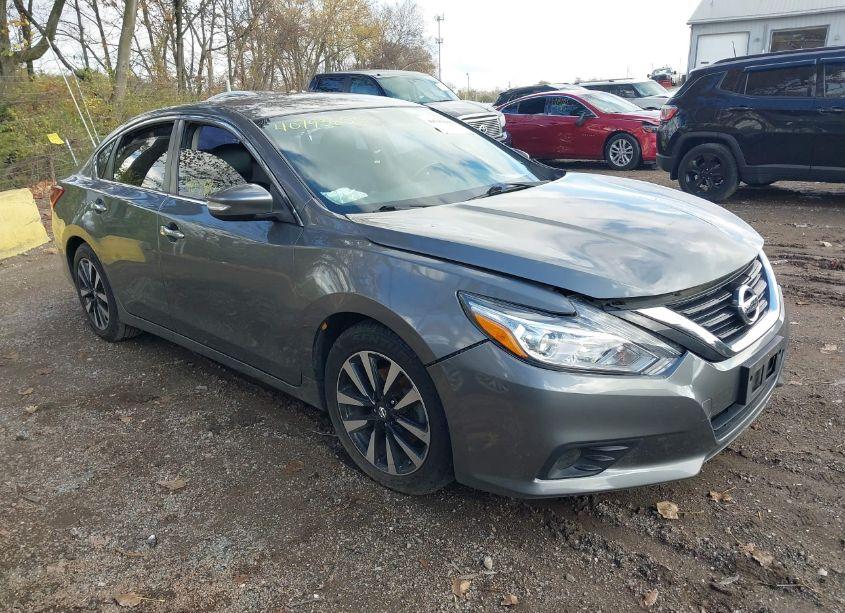 2018 Nissan Altima 2.5 SL (VIN 1N4AL3AP4JC271979) main photo