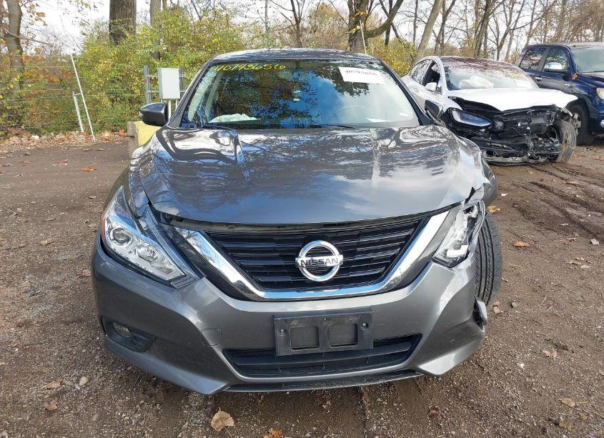 Photo 12 of 2018 Nissan Altima 2.5 SL (VIN 1N4AL3AP4JC271979)