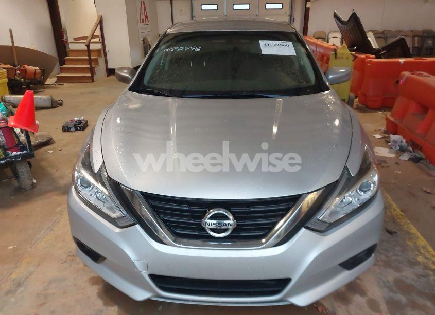 Photo 11 of 2018 Nissan Altima 2.5 SV (VIN 1N4AL3AP4JC282996)