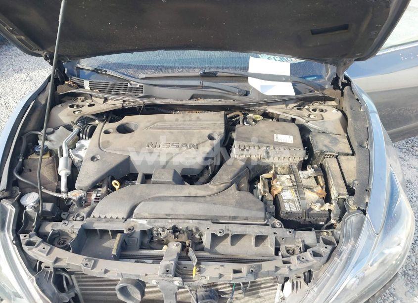 Photo 10 of 2018 Nissan Altima 2.5 SR (VIN 1N4AL3AP4JC286837)