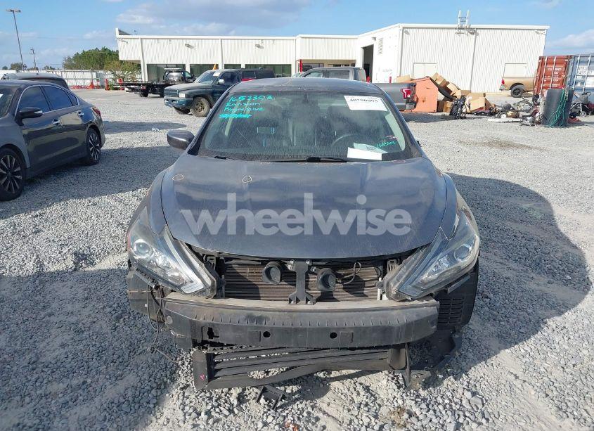 Photo 13 of 2018 Nissan Altima 2.5 SR (VIN 1N4AL3AP4JC286837)