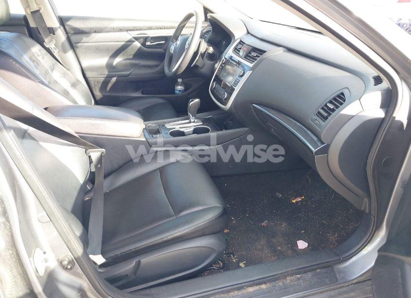 Photo 5 of 2018 Nissan Altima 2.5 SR (VIN 1N4AL3AP4JC286837)