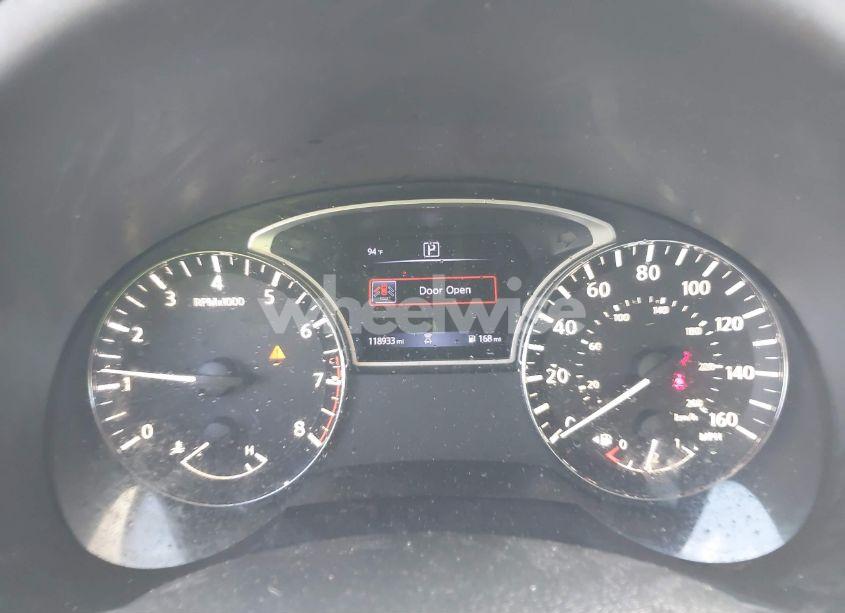 Photo 7 of 2018 Nissan Altima 2.5 SR (VIN 1N4AL3AP4JC286837)