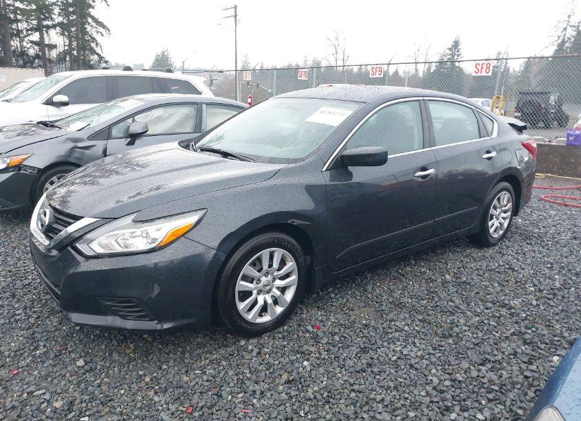 Photo 2 of 2018 Nissan Altima 2.5 S (VIN 1N4AL3AP4JC289348)