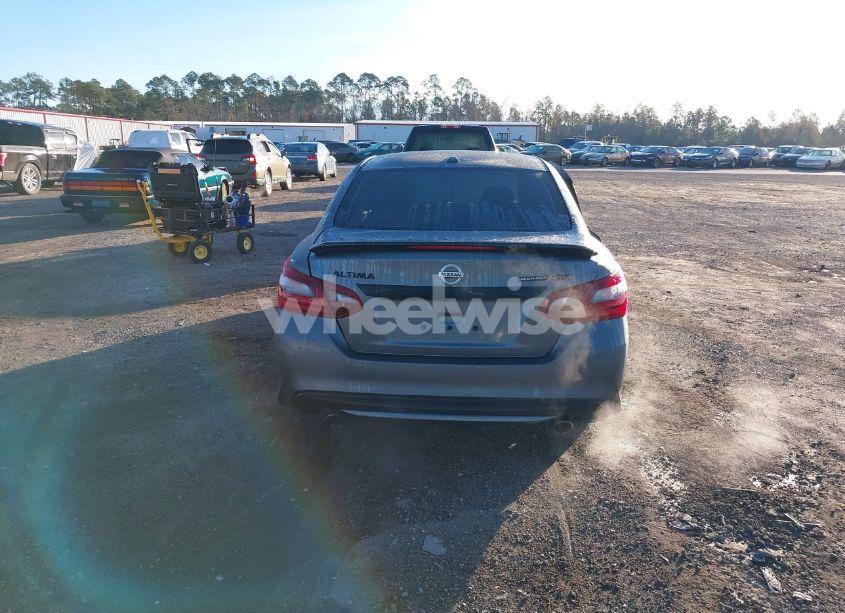 Photo 16 of 2018 Nissan Altima 2.5 SR (VIN 1N4AL3AP4JC291438)