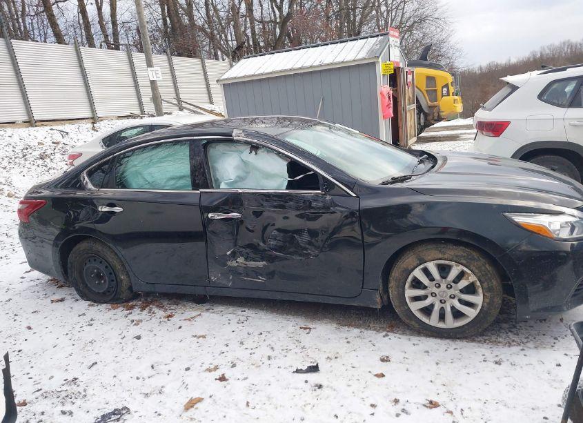 Photo 13 of 2018 Nissan Altima 2.5 S (VIN 1N4AL3AP4JC294954)