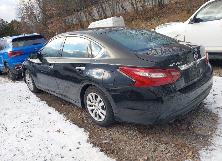 Photo 3 of 2018 Nissan Altima 2.5 S (VIN 1N4AL3AP4JC294954)