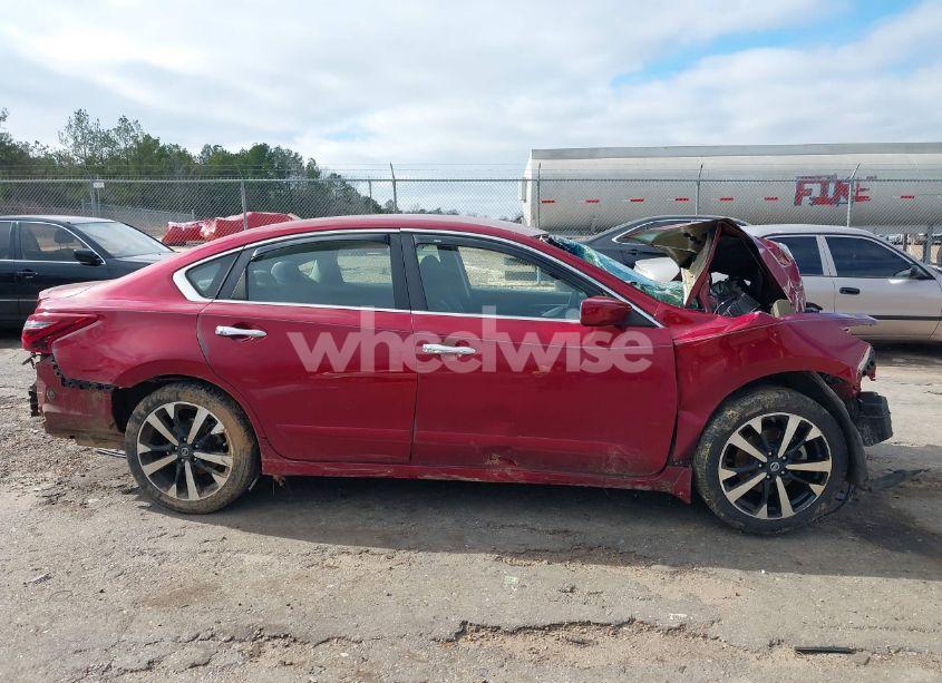 Photo 13 of 2018 Nissan Altima 2.5 SR (VIN 1N4AL3AP4JC297482)