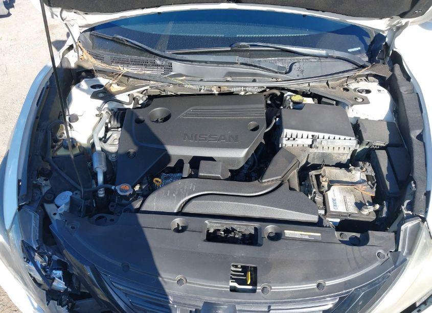 Photo 10 of 2018 Nissan Altima 2.5 SR (VIN 1N4AL3AP4JC474757)