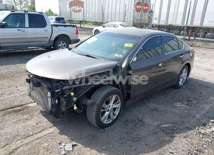 Photo 2 of 2013 Nissan Altima 2.5 SL (VIN 1N4AL3AP5DC105460)