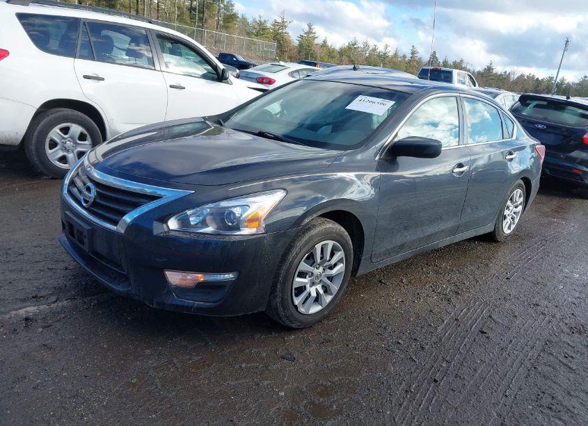 Photo 2 of 2013 Nissan Altima 2.5 S (VIN 1N4AL3AP5DC113767)