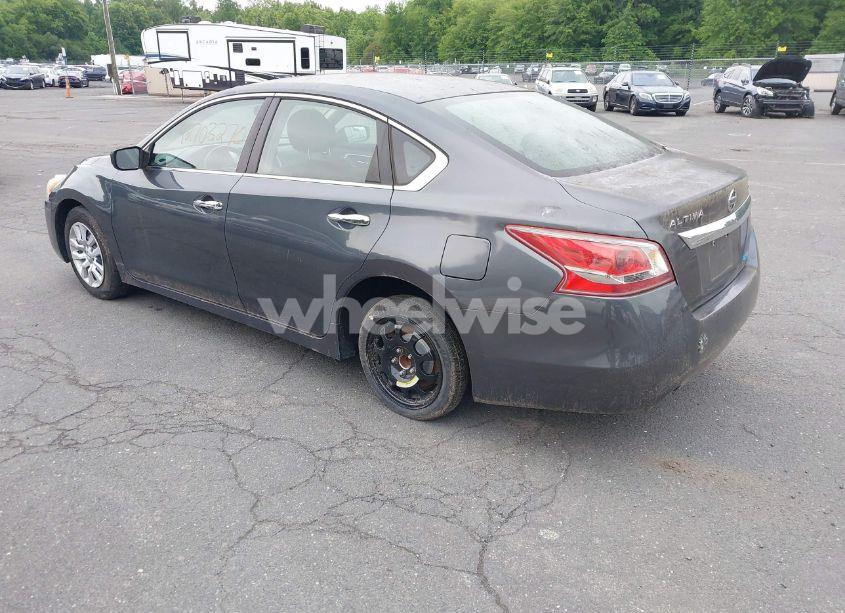 Photo 3 of 2013 Nissan Altima 2.5 S (VIN 1N4AL3AP5DC120282)