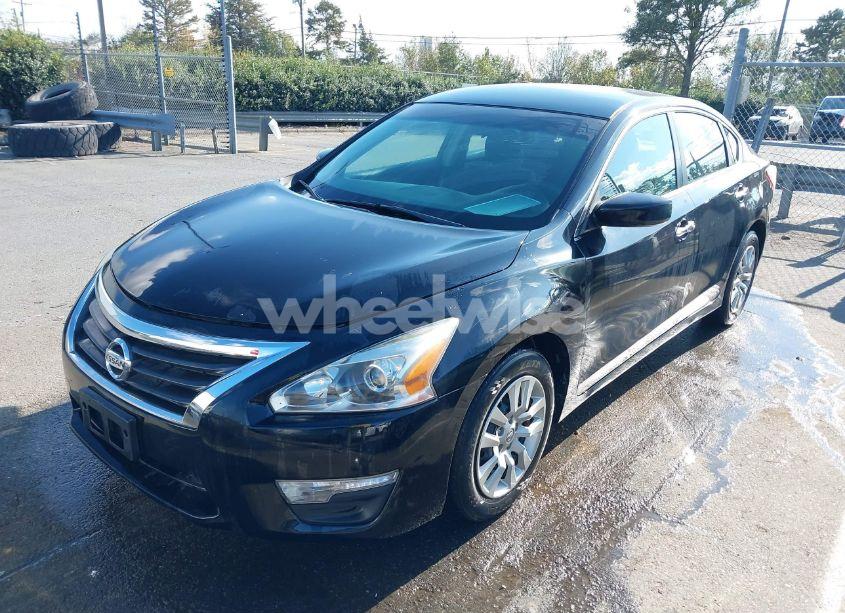 Photo 2 of 2013 Nissan Altima 2.5 S (VIN 1N4AL3AP5DC121691)