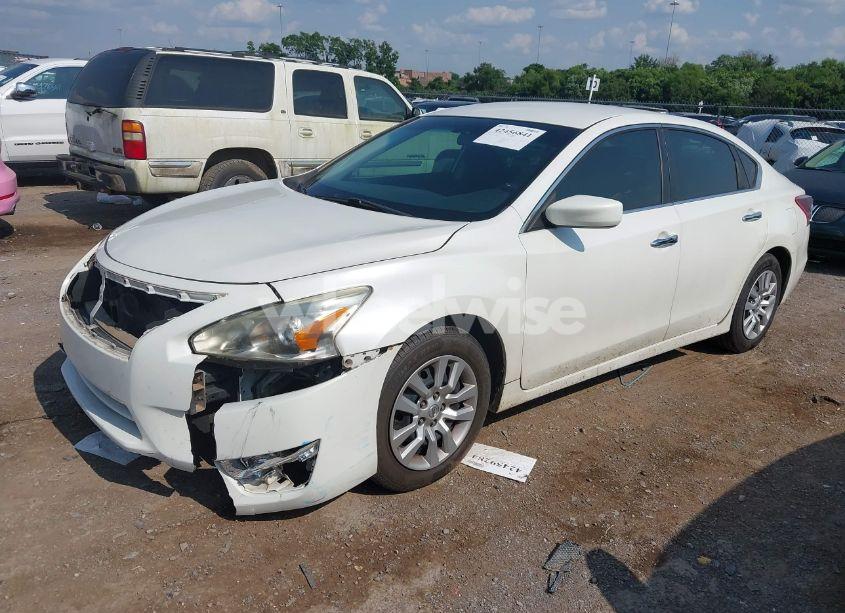Photo 2 of 2013 Nissan Altima 2.5 S (VIN 1N4AL3AP5DC148809)