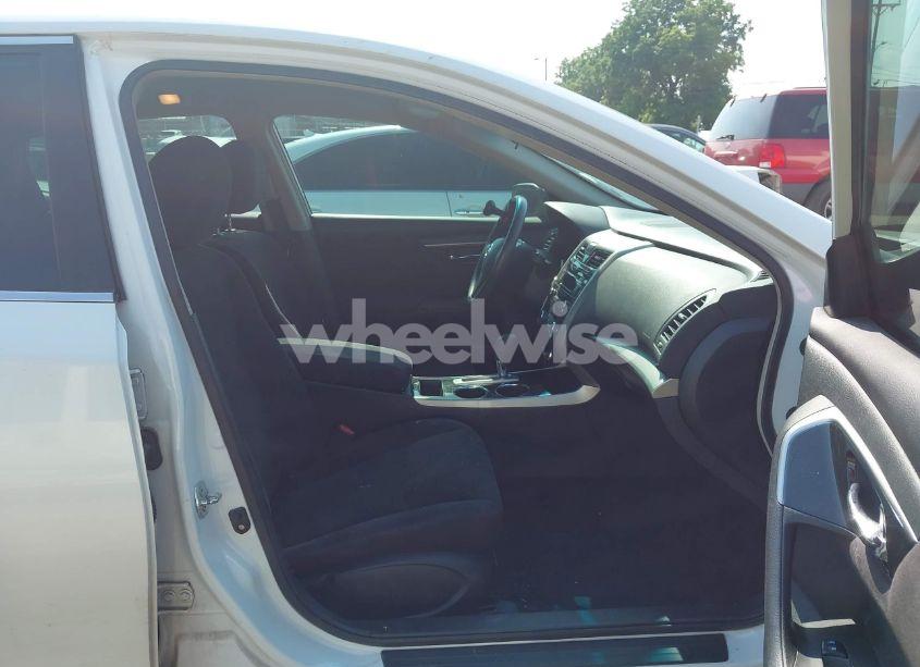 Photo 5 of 2013 Nissan Altima 2.5 S (VIN 1N4AL3AP5DC148809)