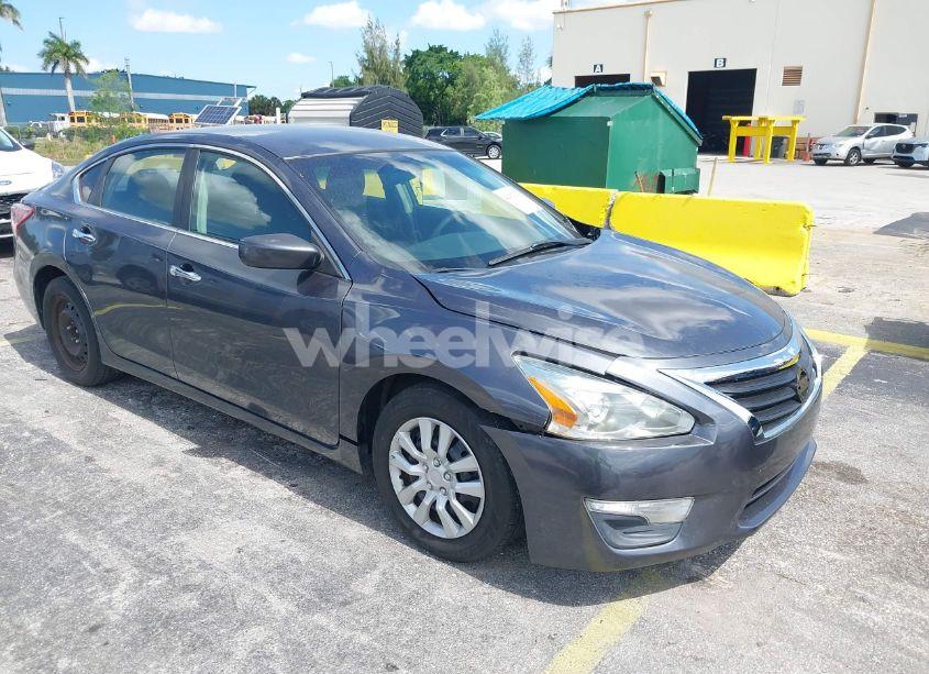 2013 Nissan Altima 2.5 S (VIN 1N4AL3AP5DC159972) main photo