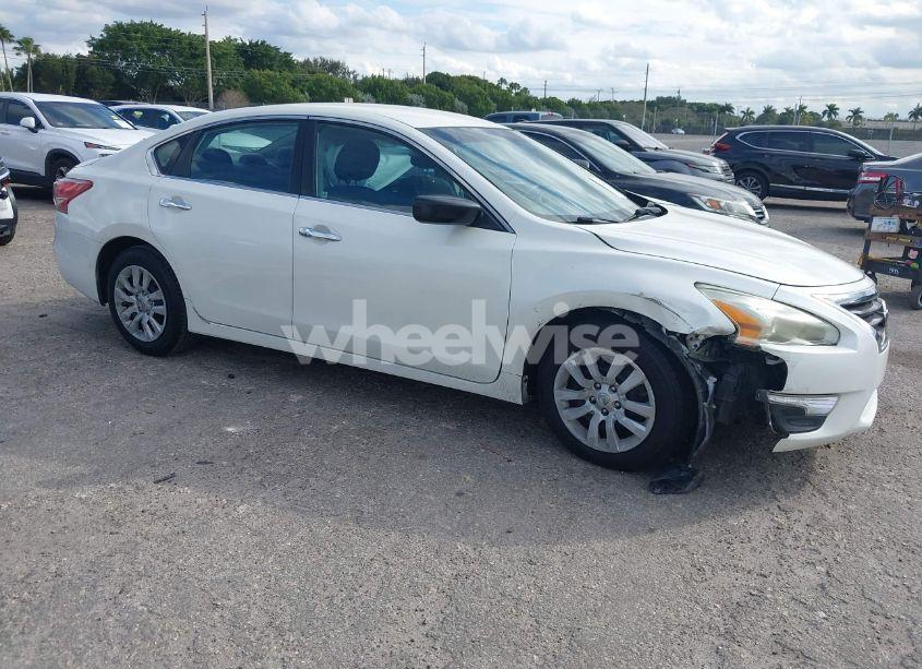 2013 Nissan Altima 2.5 S (VIN 1N4AL3AP5DC165772) main photo