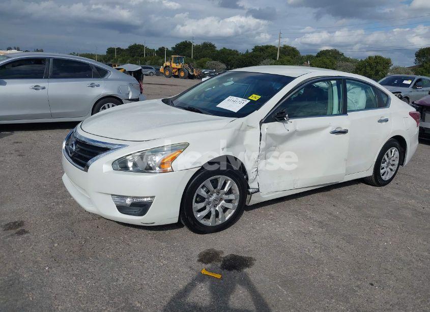Photo 6 of 2013 Nissan Altima 2.5 S (VIN 1N4AL3AP5DC165772)