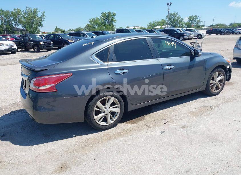 Photo 4 of 2013 Nissan Altima 2.5 SL (VIN 1N4AL3AP5DC172950)