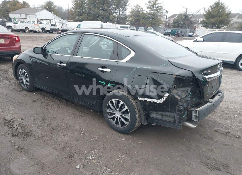 Photo 3 of 2013 Nissan Altima 2.5 S (VIN 1N4AL3AP5DC184161)