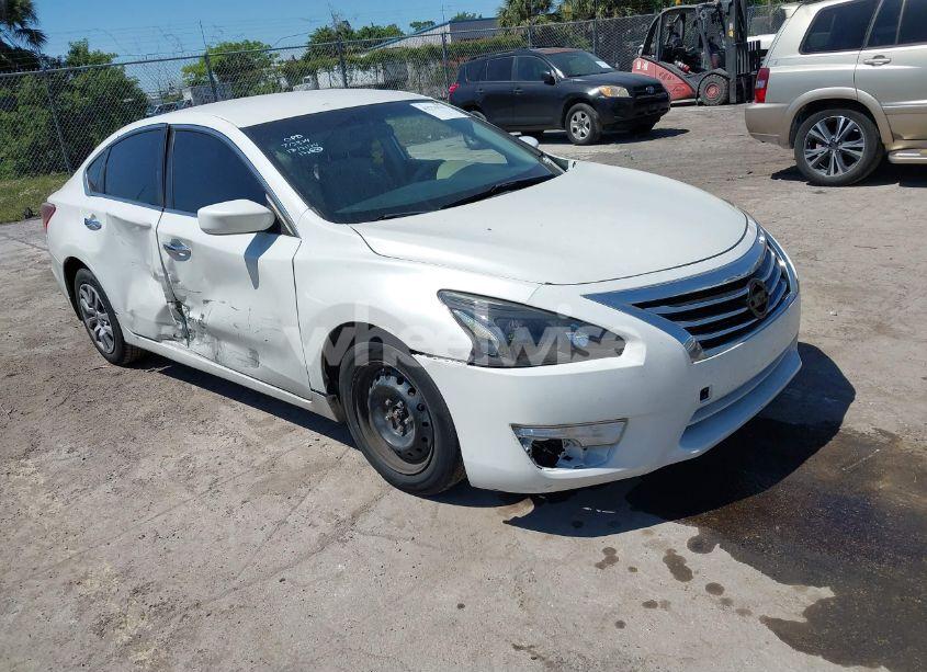 2013 Nissan Altima 2.5 S (VIN 1N4AL3AP5DC232614) main photo