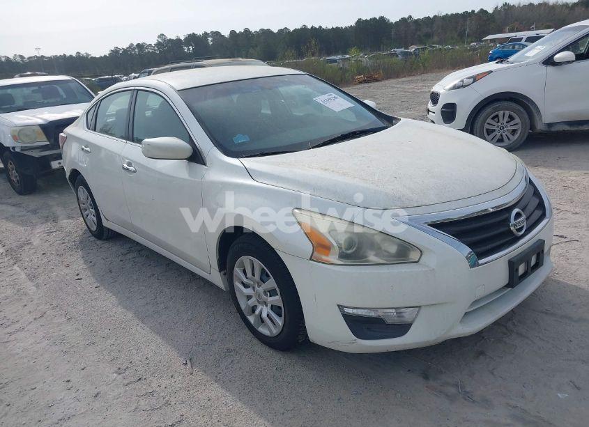 2013 Nissan Altima 2.5 S (VIN 1N4AL3AP5DC233956) main photo