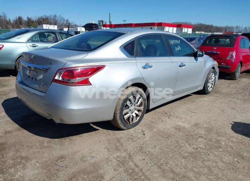 Photo 4 of 2013 Nissan Altima 2.5 S (VIN 1N4AL3AP5DC245461)