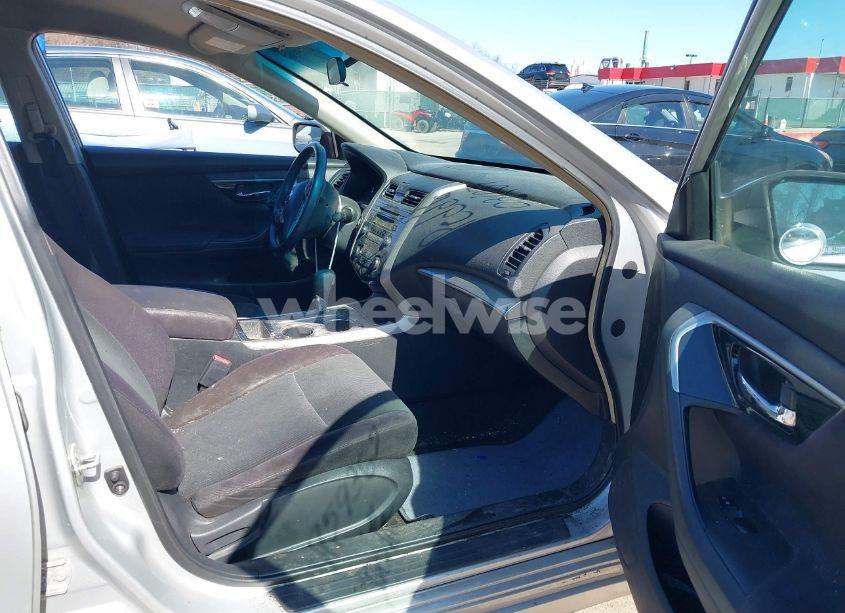 Photo 5 of 2013 Nissan Altima 2.5 S (VIN 1N4AL3AP5DC245461)