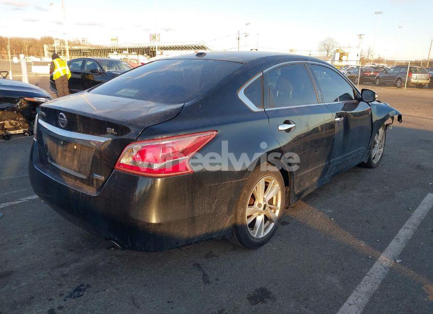 Photo 4 of 2013 Nissan Altima 2.5 SL (VIN 1N4AL3AP5DC246223)