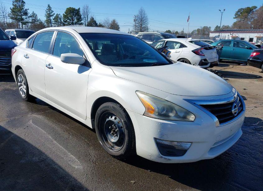 2013 Nissan Altima 2.5 S (VIN 1N4AL3AP5DC266312) main photo