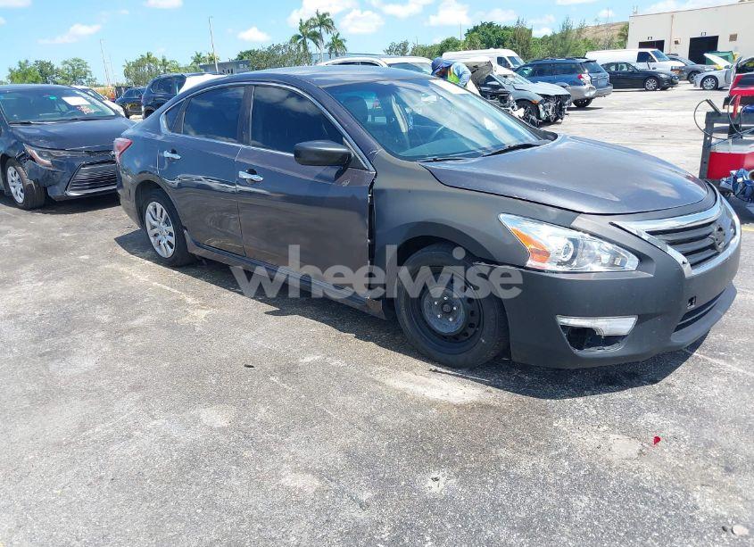 2013 Nissan Altima 2.5 S (VIN 1N4AL3AP5DC266410) main photo