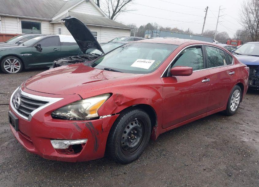 Photo 2 of 2013 Nissan Altima 2.5 S (VIN 1N4AL3AP5DC273728)