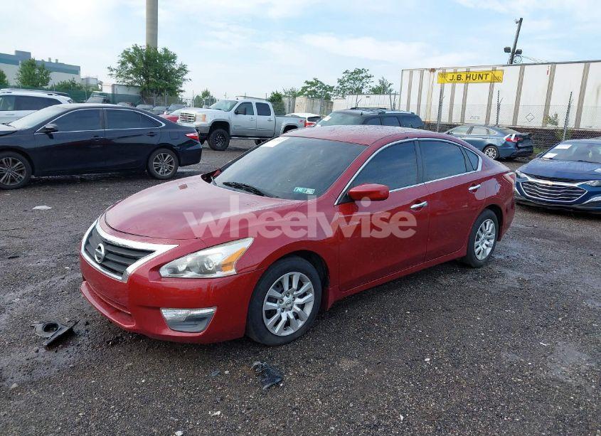 Photo 2 of 2013 Nissan Altima 2.5 S (VIN 1N4AL3AP5DC294837)