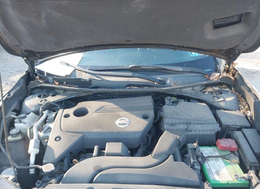 Photo 10 of 2013 Nissan Altima 2.5 S (VIN 1N4AL3AP5DC296202)