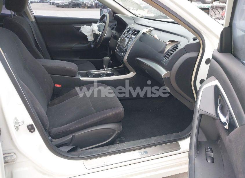 Photo 5 of 2013 Nissan Altima 2.5 SV (VIN 1N4AL3AP5DC909516)