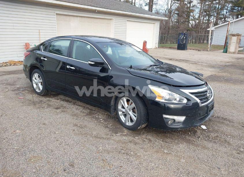 2013 Nissan Altima 2.5 SV (VIN 1N4AL3AP5DN402751) main photo
